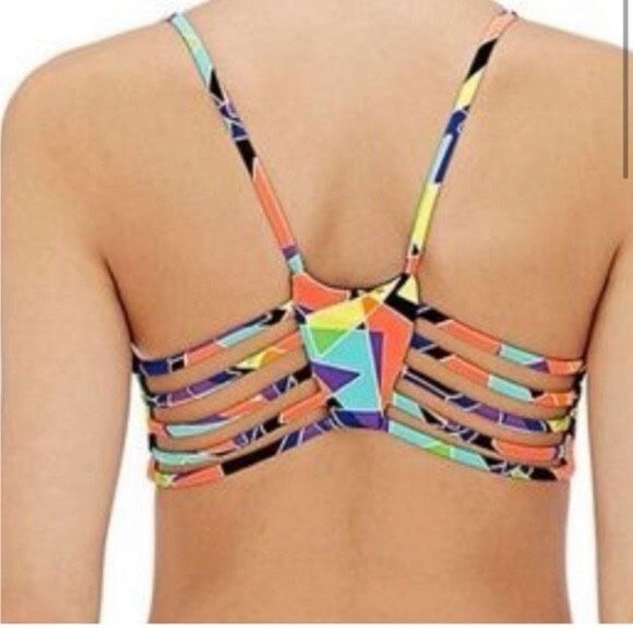 ✨Sole East Multicolored Rincón Bikini Top✨ - Picture 4 of 7